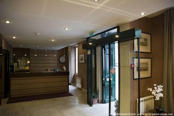 Hôtel Pierre Nicole by null