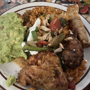 Fajitas Mexican Restaurant - a plate of food - Mexican Near Me - La Salle, Illinois Fajitas Mexican Restaurant - a plate of food - Mexican Near Me - La Salle, Illinois