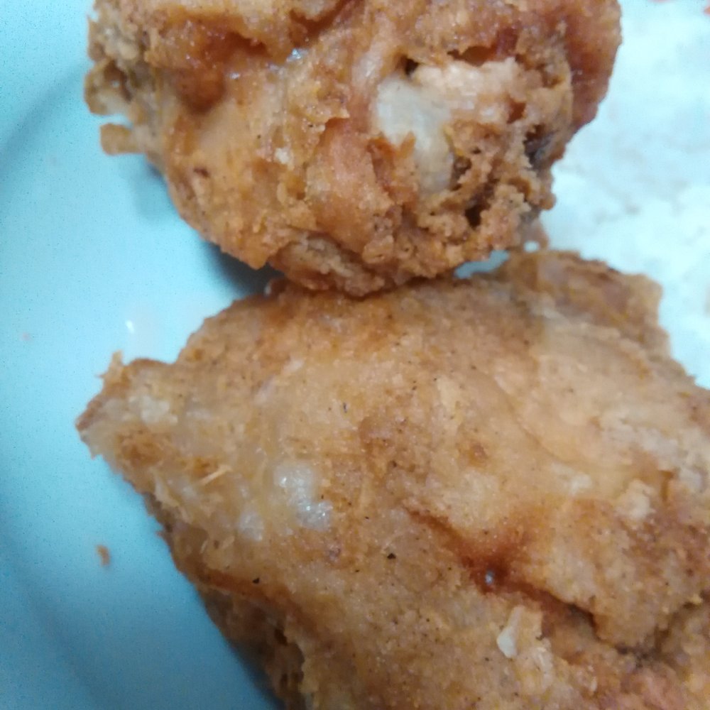 Ray's Café - 3 pieces of thick fried chicken. Ono! - American Near Me - Honolulu, Hawaii Ray's Café - 3 pieces of thick fried chicken. Ono! - American Near Me - Honolulu, Hawaii