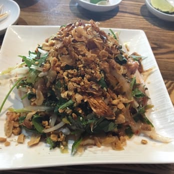 Oc Cay Dua - Rare beef w/ lemon salad - Vietnamese Near Me - San Jose, California