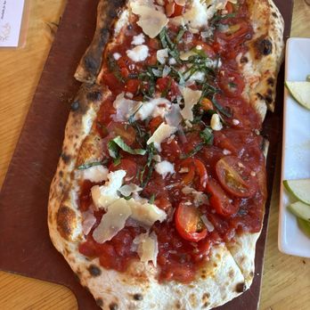 M'tucci's Moderno - Margherita Pizza - Italian Near Me - Rio Rancho, New Mexico