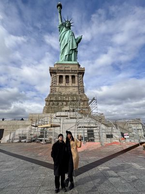 Statue City Cruises Battery Park by null