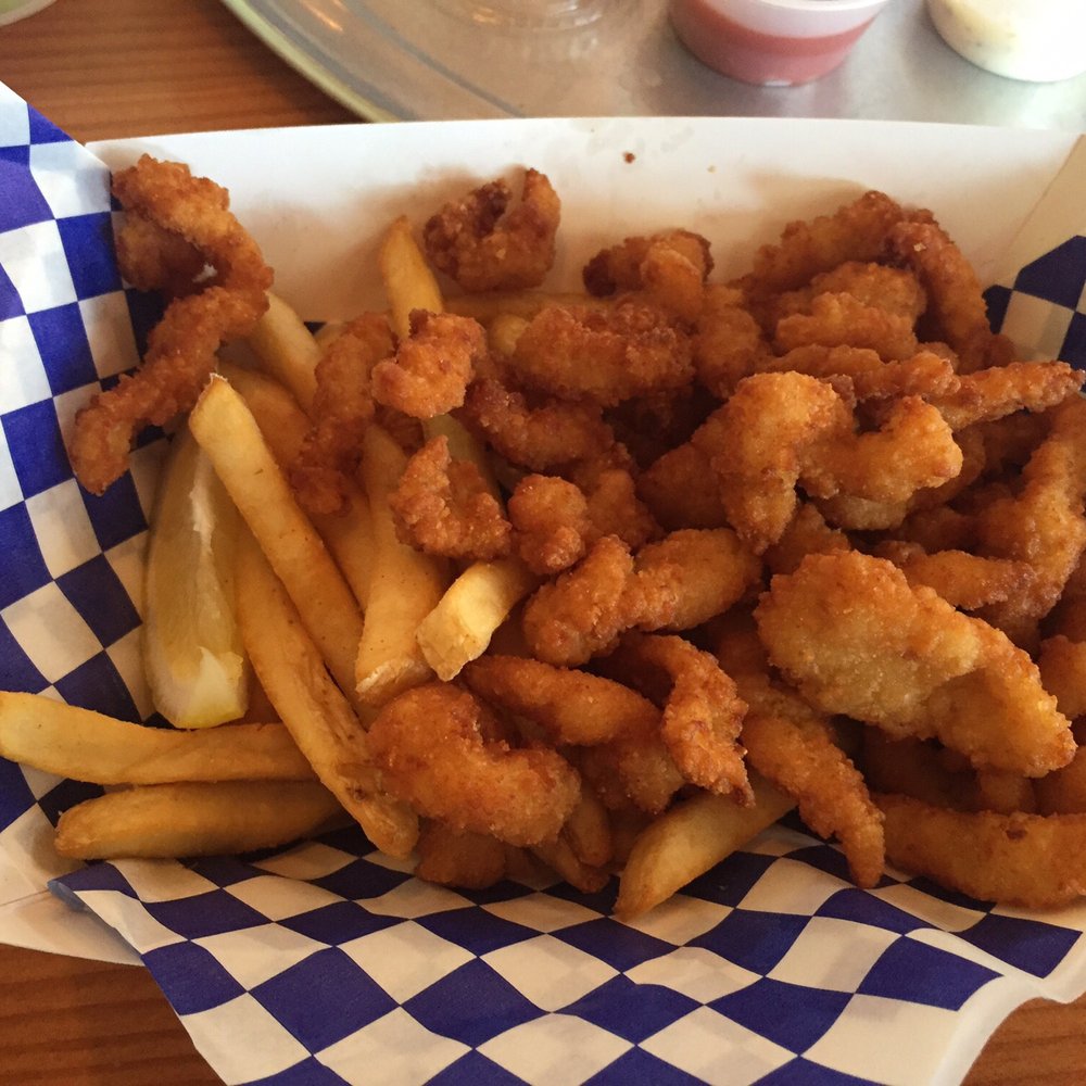Tom's Fish N Chips - Clams and chips. Not bad but I'd stick with fish and chips - Burgers Near Me - Cannon Beach, Oregon Tom's Fish N Chips - Clams and chips. Not bad but I'd stick with fish and chips - Burgers Near Me - Cannon Beach, Oregon