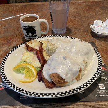 Black Bear Diner Salinas - BEARS CHOICE-biscuits & gravy, bacon and eggs - Diners Near Me - Salinas, California Black Bear Diner Salinas - BEARS CHOICE-biscuits & gravy, bacon and eggs - Diners Near Me - Salinas, California