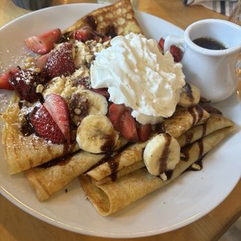 Yolk - Streeterville - Nutella Crepes - Breakfast & Brunch Near Me - Chicago, Illinois