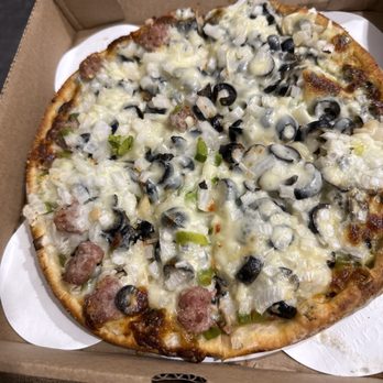 Davenport's Pizza Palace - 9 inch meat lovers pizza - Pizza Near Me - Mountain Brook, Alabama