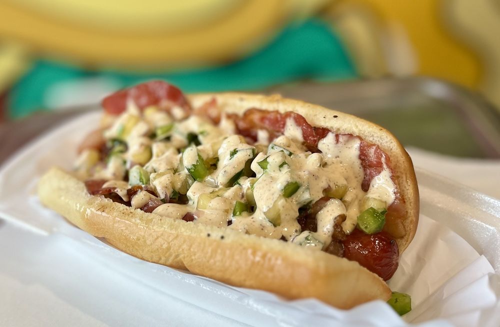 Johnny Mustard’s Logo