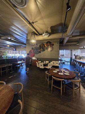 Spice Spirit Chinese Cuisine and Bar 麻辣诱惑 by null