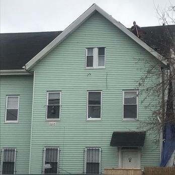 Providence Hostel & Guesthouse - Side of the house - Hostels Near Me - Providence, Rhode Island