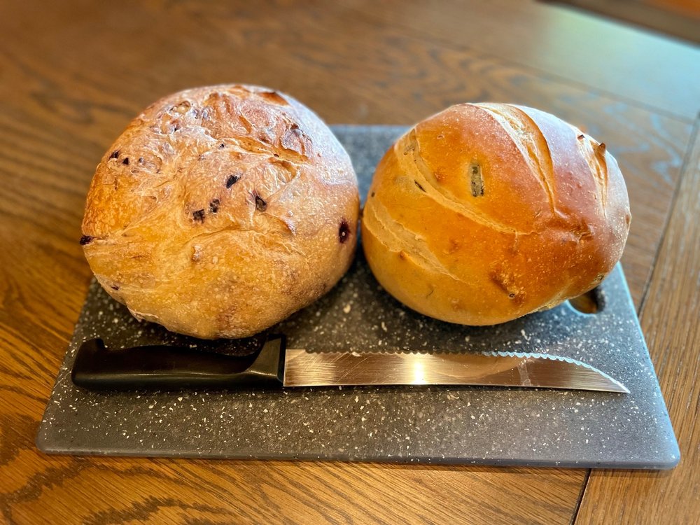 Daily Bread Bakeshop Logo