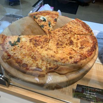 Gelson's Rancho Mirage - Pizza slice - Grocery Near Me - Rancho Mirage, California