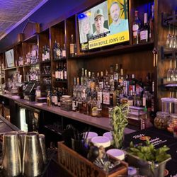 The Blue Ox - Fully stocked bar
