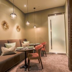 Gene Juarez Salon & Spa - Bellevue