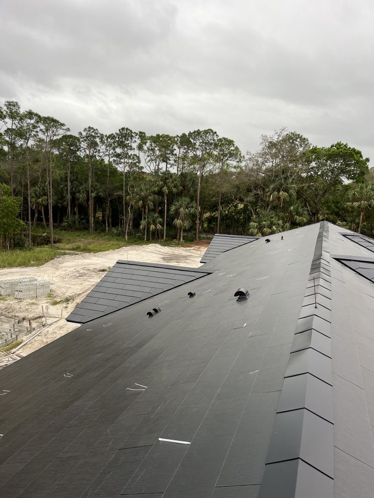 Slide of Gilded Summit Roofing