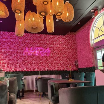 Nara Asian Creations - Inside - Sushi Bars Near Me - Jupiter, Florida