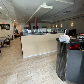 Wang Palace - Inside - Chinese Near Me - Rocky Hill, Connecticut