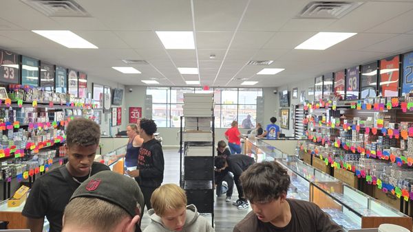 Trademark Cards & Collectibles by null