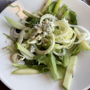 Ledge Rock Grille - Apple & Fennel salad - New American Near Me - Two Harbors, Minnesota