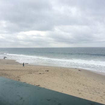 Driftwood Kitchen - View of the beach from outdoor seating - Seafood Near Me - Laguna Beach, California