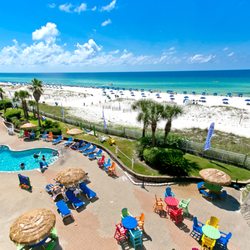 Hampton Inn Pensacola Beach - Backyard Views
