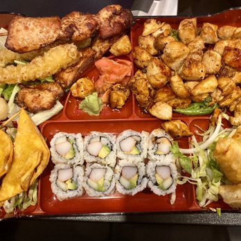 Pho Kim 88 - Bento box - hibachi chicken - Vietnamese Near Me - Pittsburgh, Pennsylvania