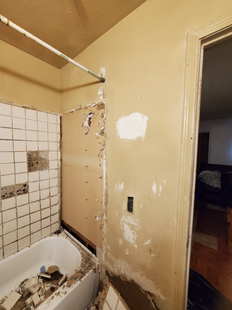 Slide of Flores Gamez Construction