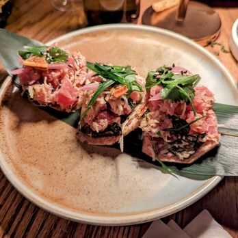 Project Gigglewater - Tuna Tartare Crisps - Bars Near Me - Toronto, Ontario