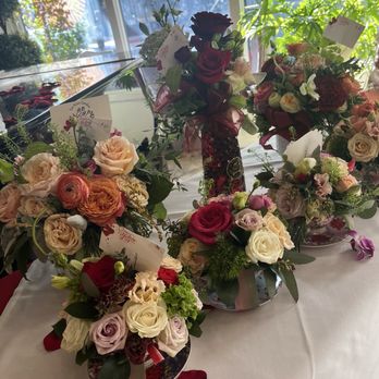 Tea Rose Garden - Floral arrangements - Tea Rooms Near Me - Pasadena, California Tea Rose Garden - Floral arrangements - Tea Rooms Near Me - Pasadena, California