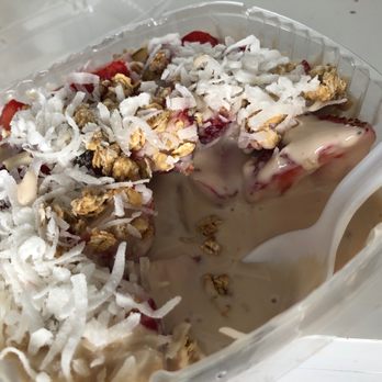 Chelas Y Carnitas - Fresas con Crema - Mexican Near Me - Barstow, California Chelas Y Carnitas - Fresas con Crema - Mexican Near Me - Barstow, California