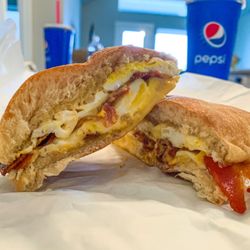Gandolfos New York Deli - Polo Grounds