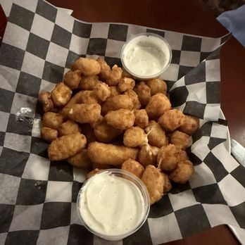 Nick’s On The Lake - Cheese Curds (1lb serving) - American Near Me - Lake Geneva, Wisconsin Nick’s On The Lake - Cheese Curds (1lb serving) - American Near Me - Lake Geneva, Wisconsin