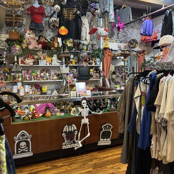 Disco Tits Vintage - Used, Vintage & Consignment Near Me - Cincinnati, Ohio