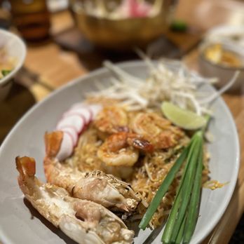 Thaiger Den - Thai Near Me - Malden, Massachusetts