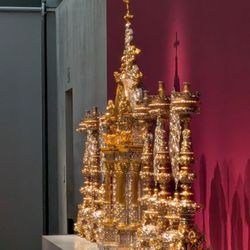 A lot to take in. 60 objects in all