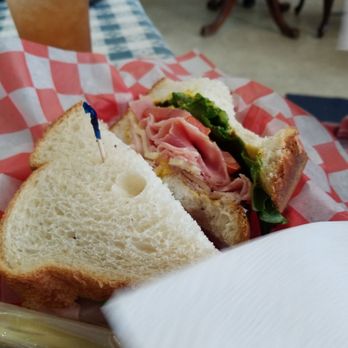 Mom's Front Porch - Great atmosphere!! Peaceful and quiet spot - Desserts Near Me - Luling, Texas Mom's Front Porch - Great atmosphere!! Peaceful and quiet spot - Desserts Near Me - Luling, Texas