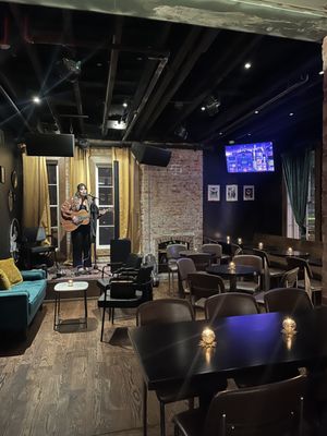 Teddy's Tavern by null