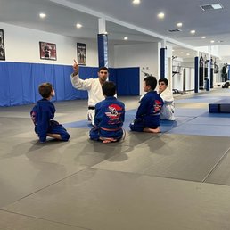 Glendale gym with coach Aram and Artur! Glendale gym with coach Aram and Artur!