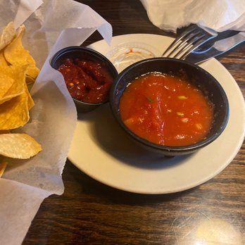 Los Amigos Mexican Restaurant - Chips and Salsa - Mexican Near Me - Ann Arbor, Michigan