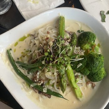 Ruggles Black - Keto chicken Keto Carbonara Pasta - New American Near Me - Houston, Texas