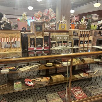 Palmer's Olde Tyme Candy Shoppe - Candy Stores Near Me - Sioux City, Iowa