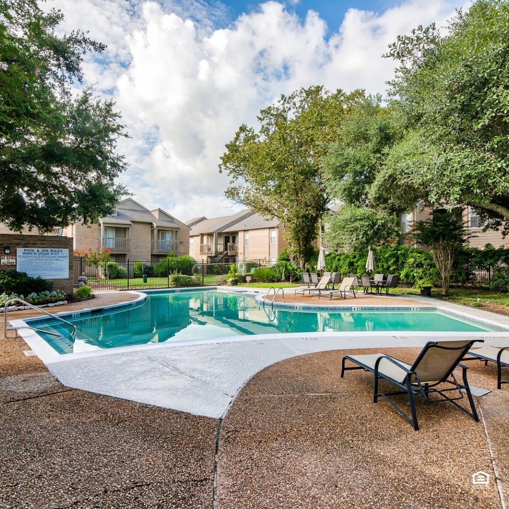 APPLEWOOD VILLAGE APARTMENTS 14 Photos 4500 Cypresswood Dr, Spring