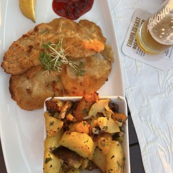 Landgut Ramshof - Wiener Schnitzel - French Near Me - Willich, NW Landgut Ramshof - Wiener Schnitzel - French Near Me - Willich, NW