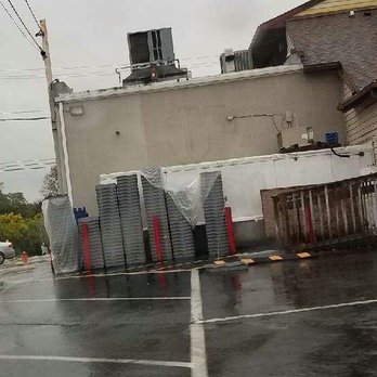 Papa Johns Pizza - Drove by today and noticed pizza dough containers sitting on the ground in the rain. Trash? - Pizza Near Me - Nottingham, Maryland Papa Johns Pizza - Drove by today and noticed pizza dough containers sitting on the ground in the rain. Trash? - Pizza Near Me - Nottingham, Maryland