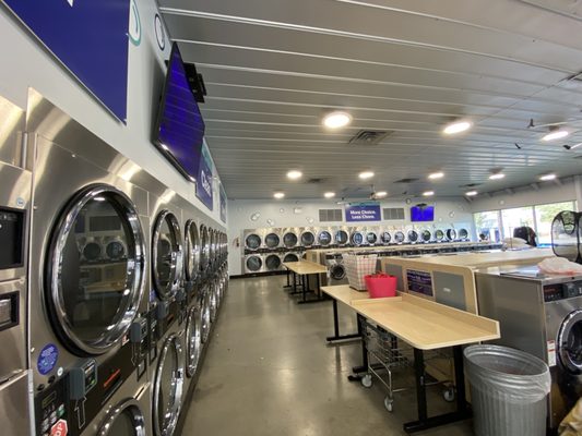THE BIG CLEAN LAUNDROMAT - ROUND ROCK - Updated August 2024 - 33 Photos