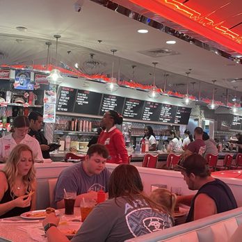 Sunliner Diner - Diners Near Me - Gulf Shores, Alabama Sunliner Diner - Diners Near Me - Gulf Shores, Alabama