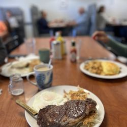 Maridon's Cafe - Ribeye steak sunny side eggs hash browns