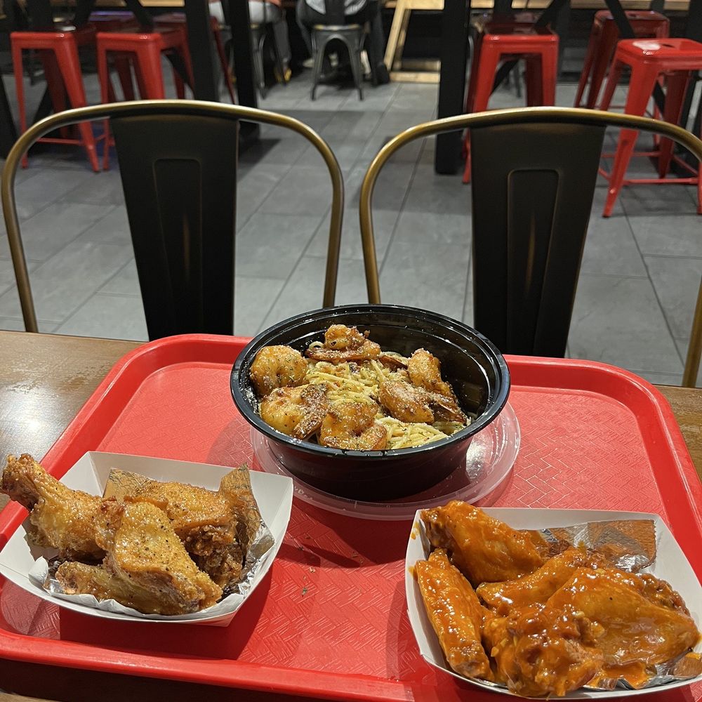 SoCal Wings - Garlic Noodles - Chicken Wings Near Me - Orange, California