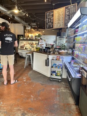 Ollie's Market & Deli by null
