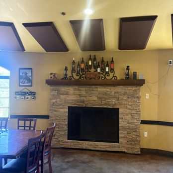 Cougar Vineyard & Winery - Wineries Near Me - Temecula, California