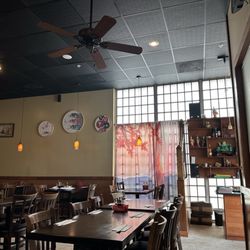 Oishii Japanese Sushi & Grill Restaurant - Inside the restaurant